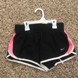Nike girls shorts
